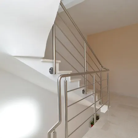 Family Friendly With A Swimming Pool Vodnjan, Fazana - 21040 Apartment *