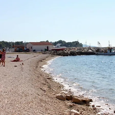 Family Friendly With A Swimming Pool Vodnjan, Fazana - 21040