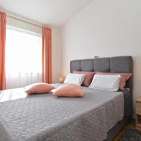 Family-friendly With Swimming Pool Vodnjan, Fazana - 21040